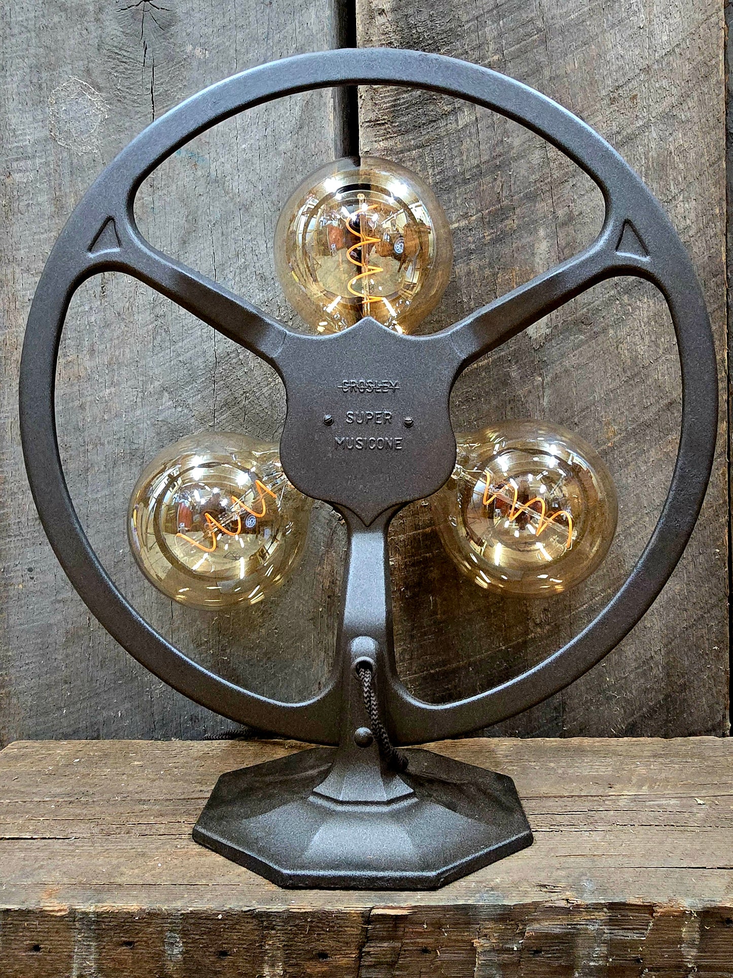 Crosley Speaker Lamp #004