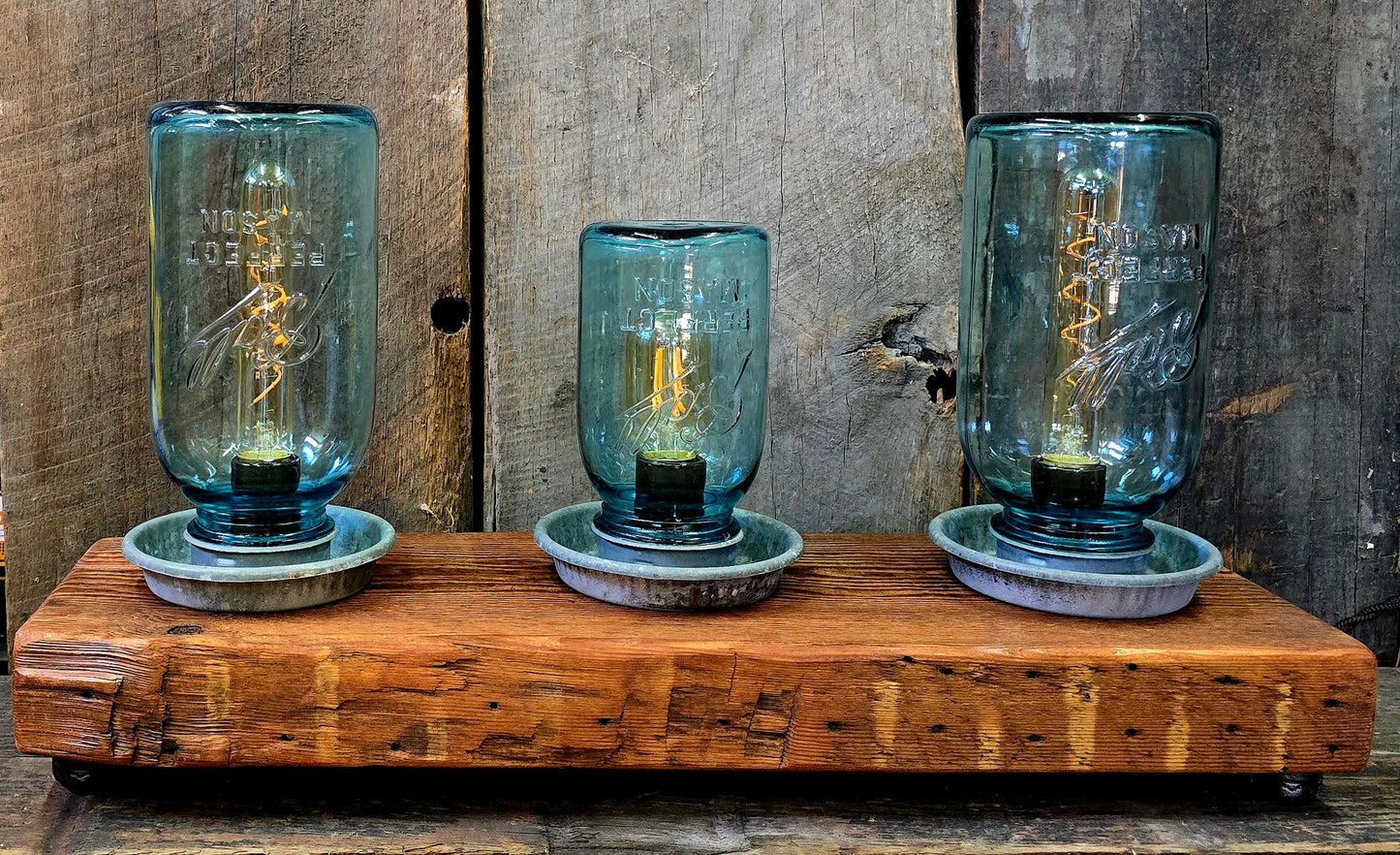 3 Chicken Feeder Lamp #023