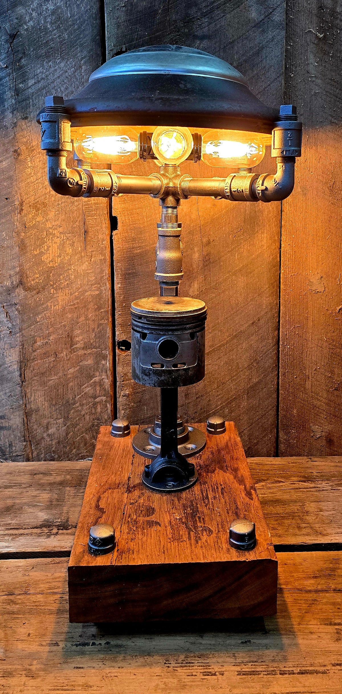 Ford Hubcap/ Piston Lamp #57